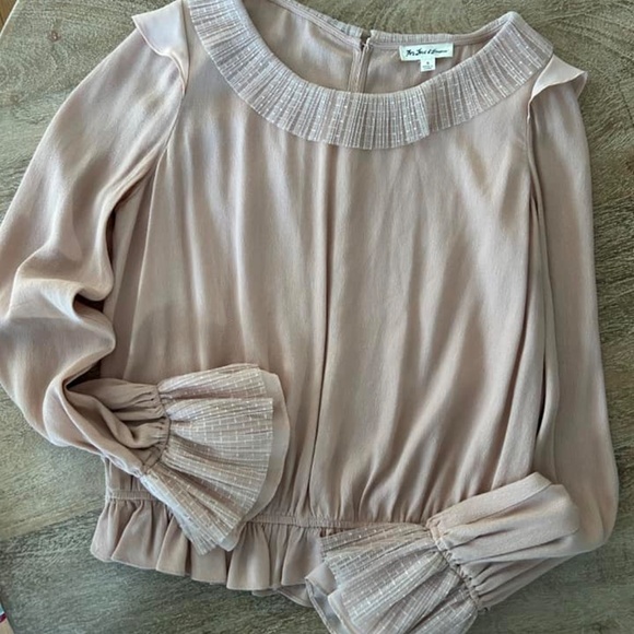 For Love & Lemons Evie Blouse - Champagne Small - tulle gold flower button - Picture 4 of 5